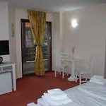 Anex Pensjonat 3*