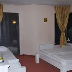 Anex Pensjonat 3*