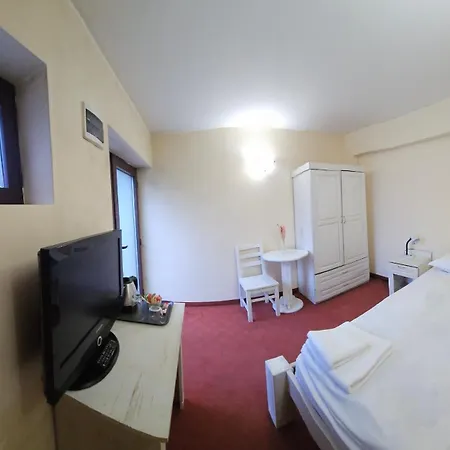 Anex Къща за гости