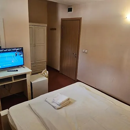 Anex 3* Banszko