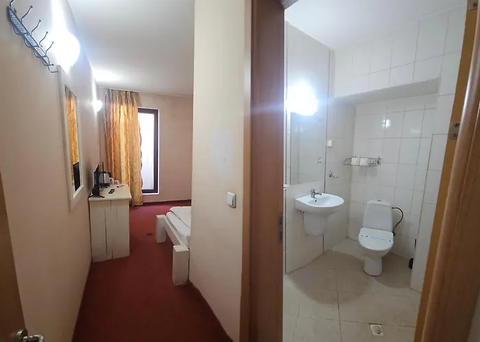 Anex 3* بانسكو